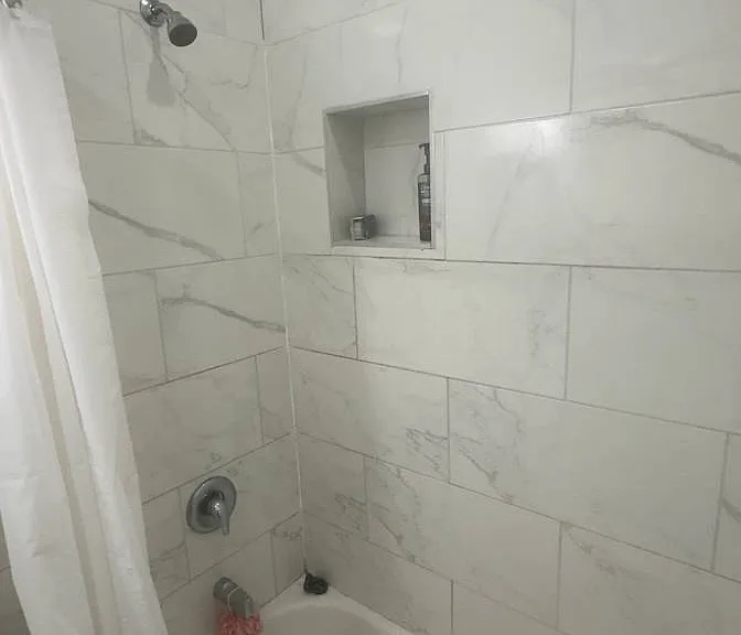 512 Davis Ave — Photo 1