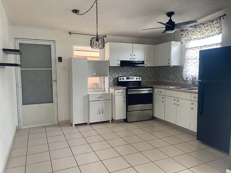 8 Vistas Ave #II-R10 — Photo 2