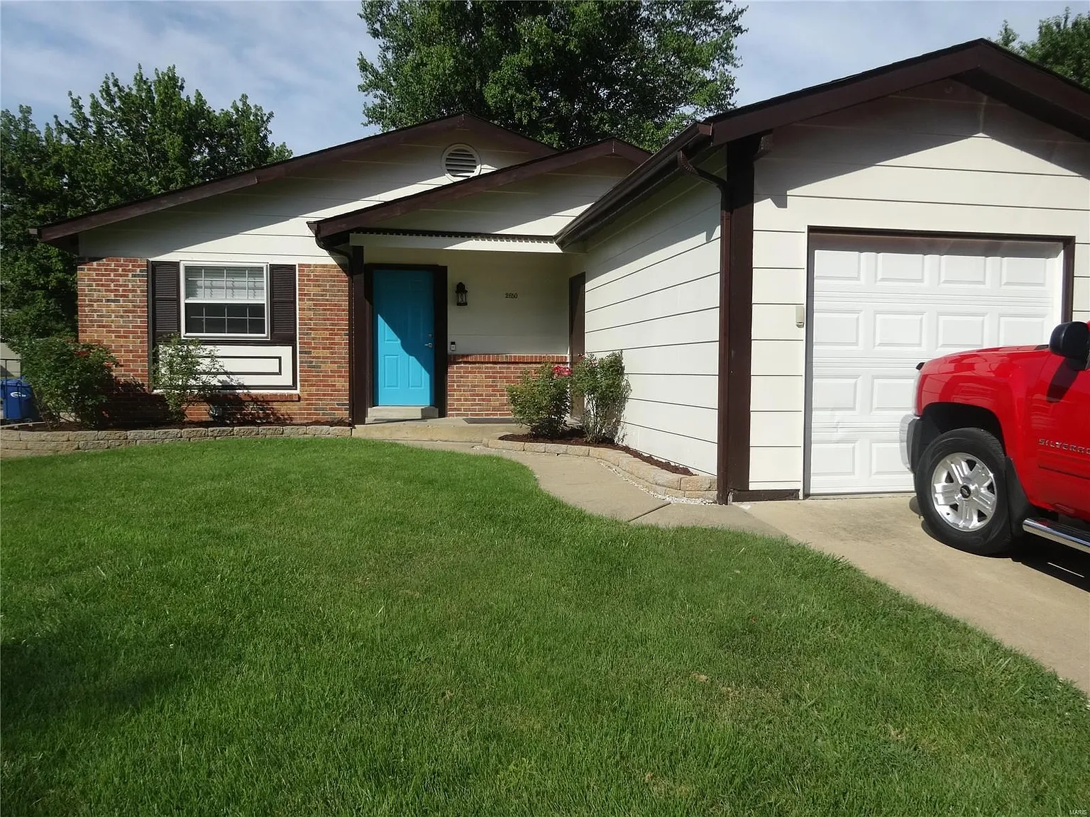 2650 Lindsay Ln photo 1