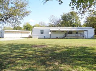 105 N 6th St, Porum, OK 74455