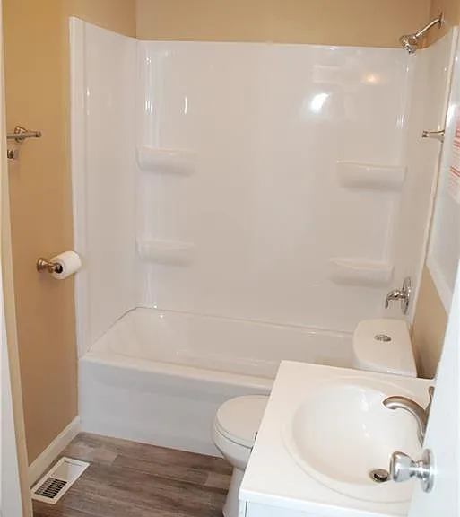 4024 Arcadia St — Photo 2