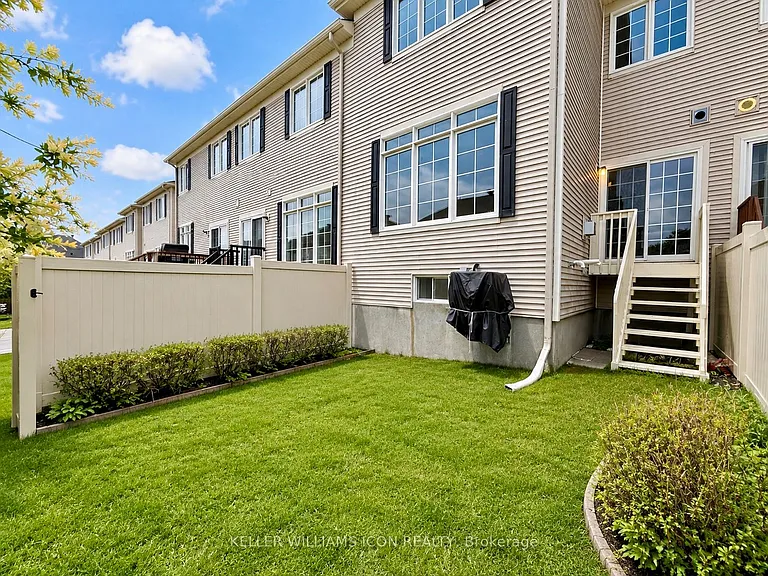 170 Laramie Cres — Photo 29