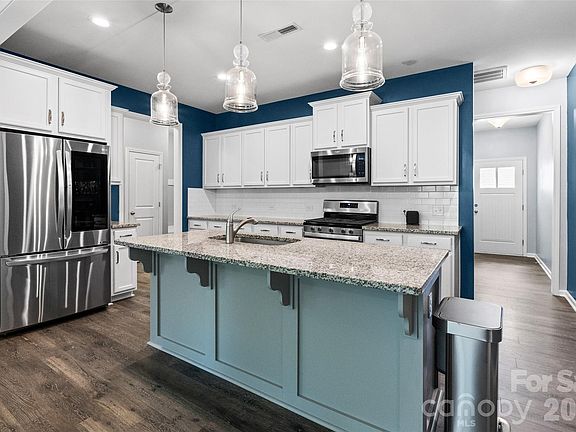 5th image of 6423 Kinder Ln