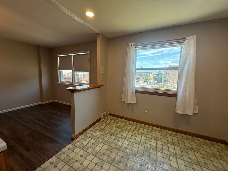 10211 Ambridge Pl — Photo 11