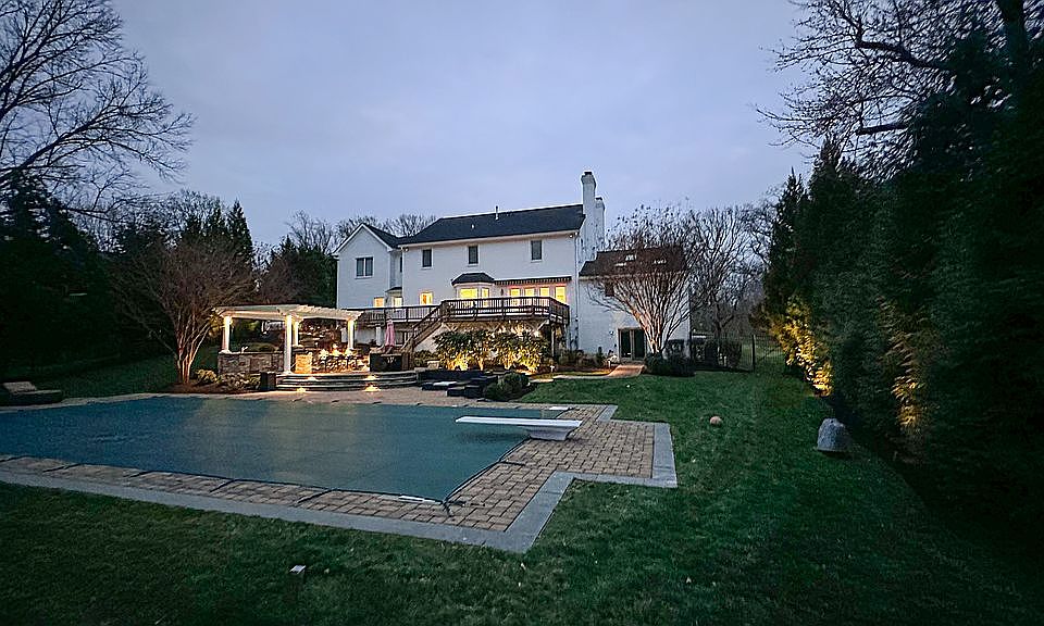 2nd image of 7412 Georgetown Ct