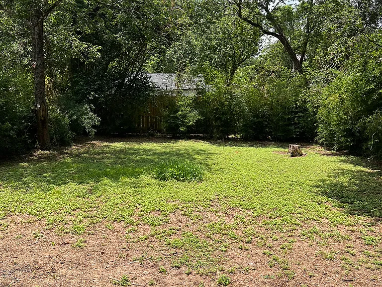 1016 Mead St — Photo 12