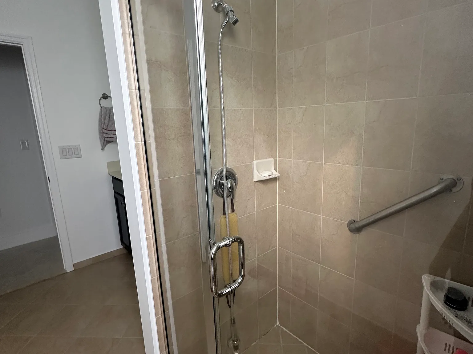 1 bed, 12 sqft, $900 — Photo 2