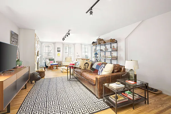 Rented by Compass | media 15