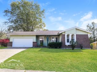 11250 Wamsutta Trl, Florissant, MO 63033