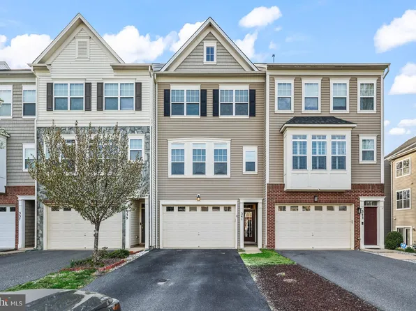 341 Woodstream Blvd, Stafford, VA 22556