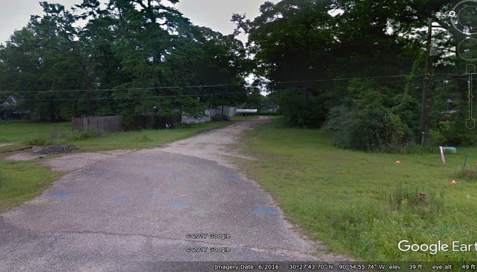 1st image of 27200 Lakefront Dr