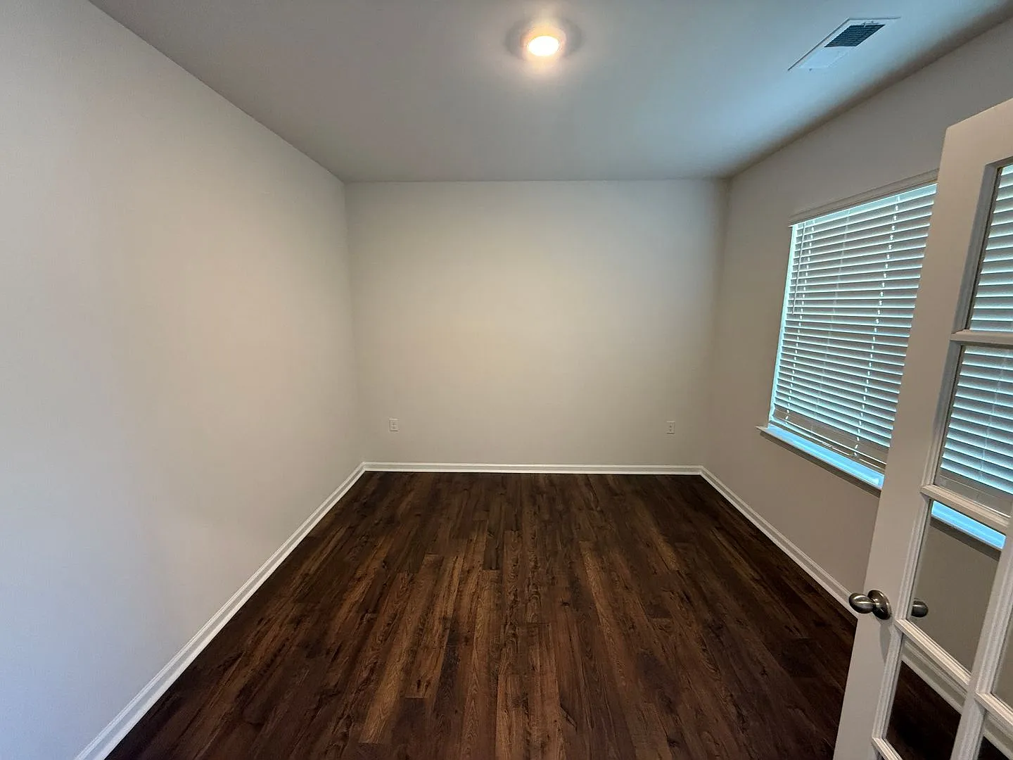 Beautiful Home in Locust! — Photo 2