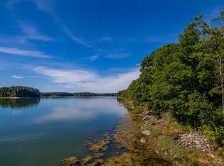 8 Treasure Point Rd, Tenants Harbor, ME 04860