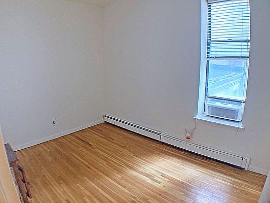 5th image of 251 W 97th St #4H