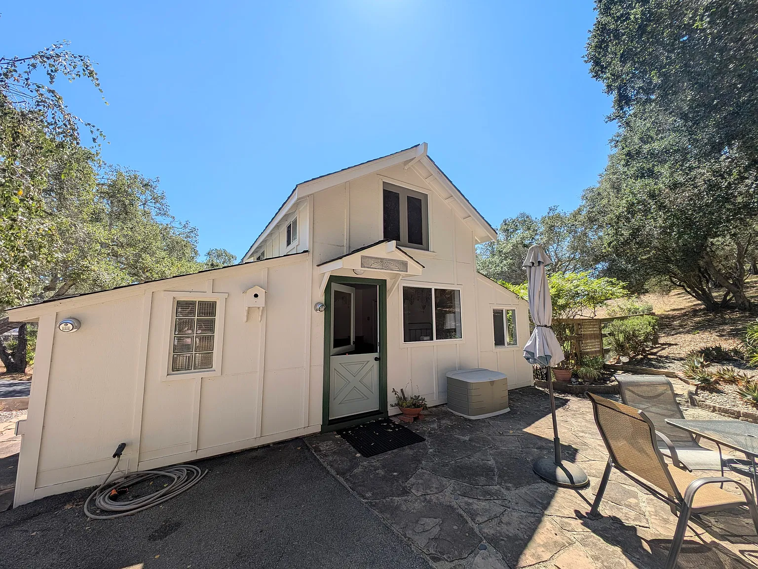 Studio, 387 sqft, $2,700 — Photo 3