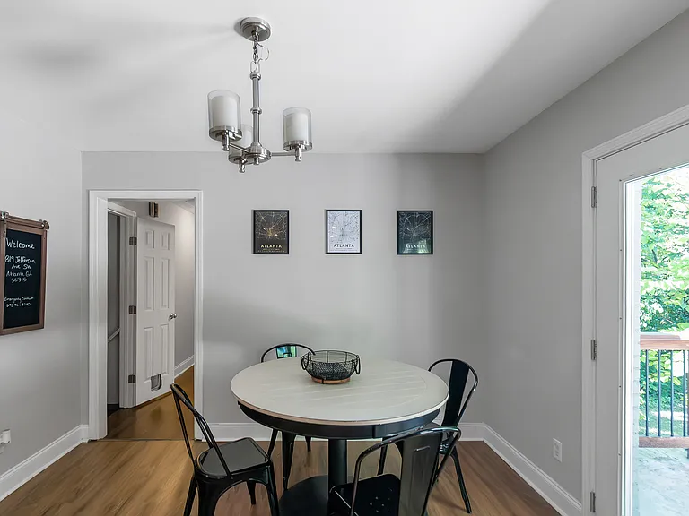 819 Jefferson Ave SW — Photo 11