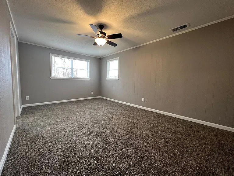 3577 Sunrise St — Photo 12