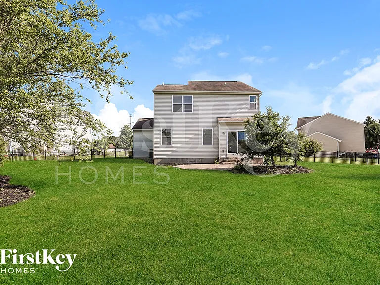 1624 Rosemore Ln — Photo 18