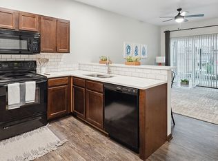 Walnut Lake Apartments, Urbandale, IA 50323