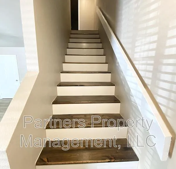 1526 N Addington Ave #1 — Photo 9