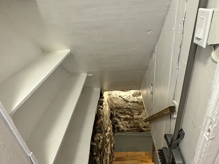 315 Maplewood Ave #B — Photo 18