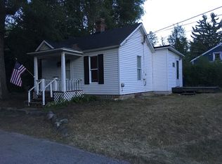 10130 Jackson St, Hartland, MI 48353