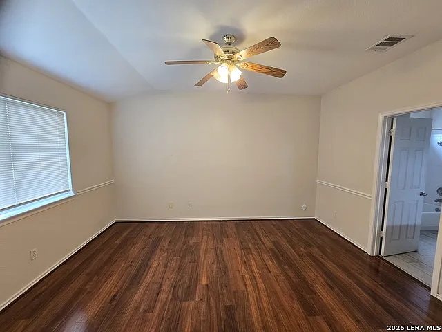 1803 White Magnolia — Photo 14