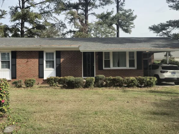 415 Pineview Street, Lucama, NC 27851