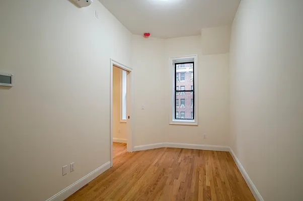 Rented by Cast Iron Real Estate | media 36