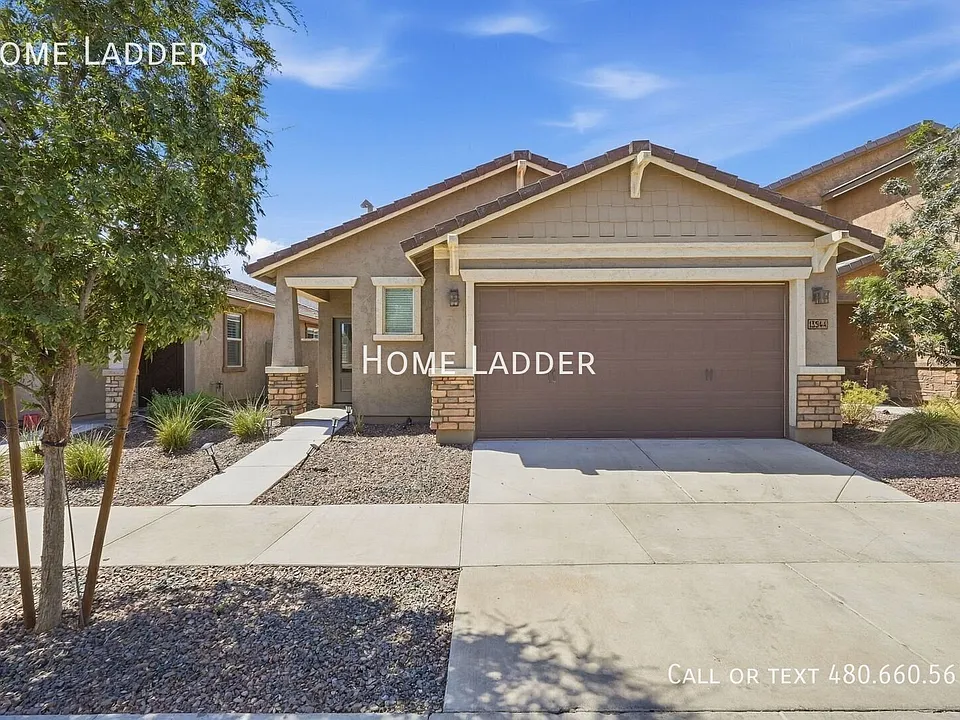 13544 N 142nd Dr
