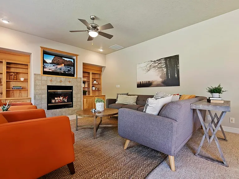 2516 E Alpomado Ct — Photo 14