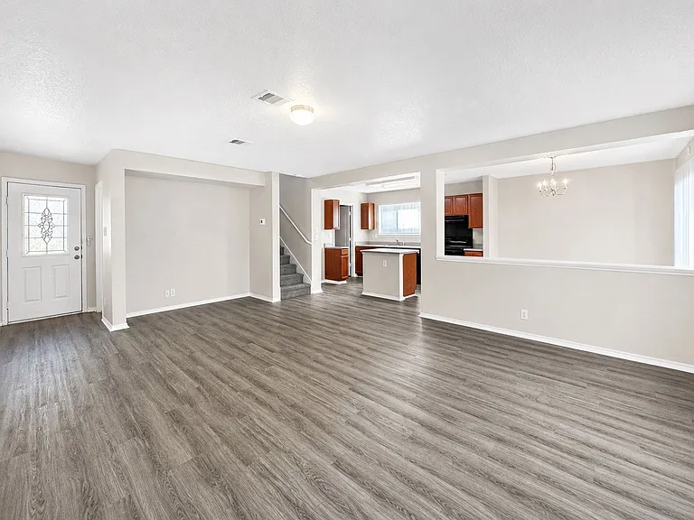 5526 Spring Walk — Photo 7