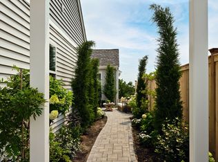 20 Firefly Point, Plymouth, MA 02360