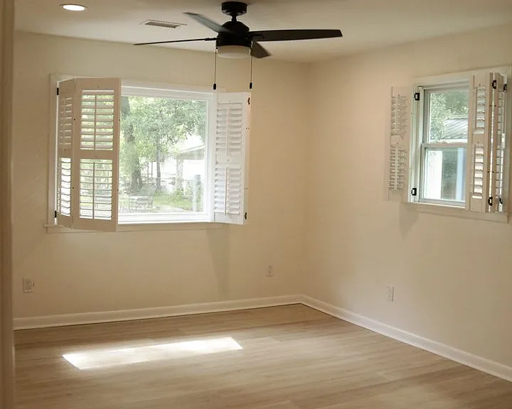 2045 Lake Ave — Photo 29
