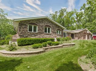 38690 N Shagbark Ln, Wadsworth, IL