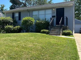 3708 Courtois St, Saint Louis, MO 63123