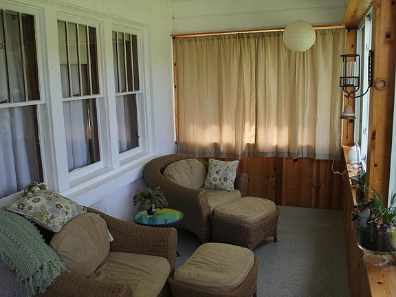 5th image of 387 Eagle Lake Ave