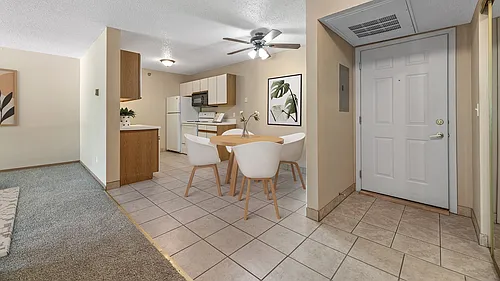 Alps Park Apartments Photo 1