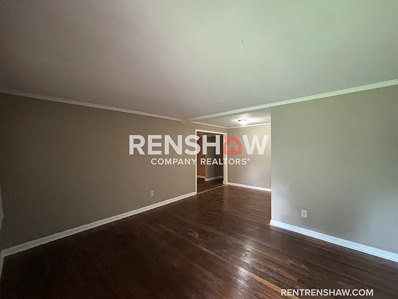 4 bed, 2.0 bath, 2000 sqft, $1,125 — Photo 2