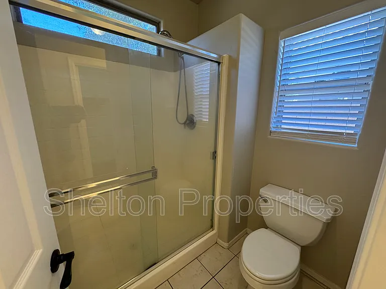 12913 W Corrine Dr — Photo 6