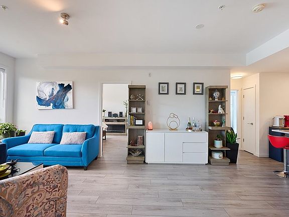 4th image of 11641 227th St #317