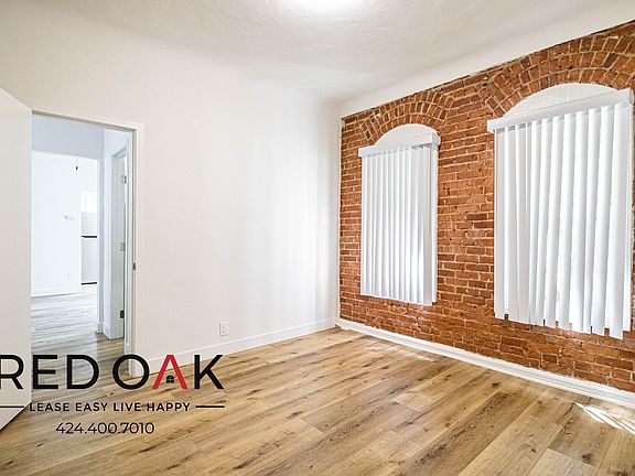 2nd image of 970 S Gramercy Pl #306