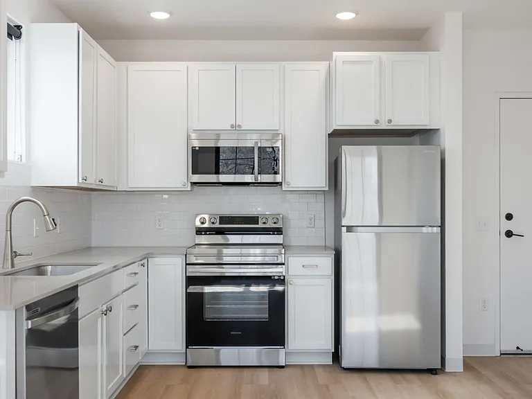 West Light Apartments - Brand New — Photo 158
