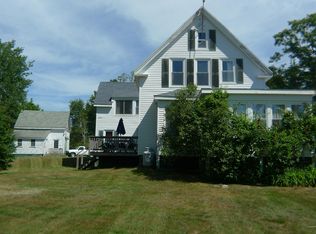 16 Lakeview Rd, Boothbay Harbor, ME 04538