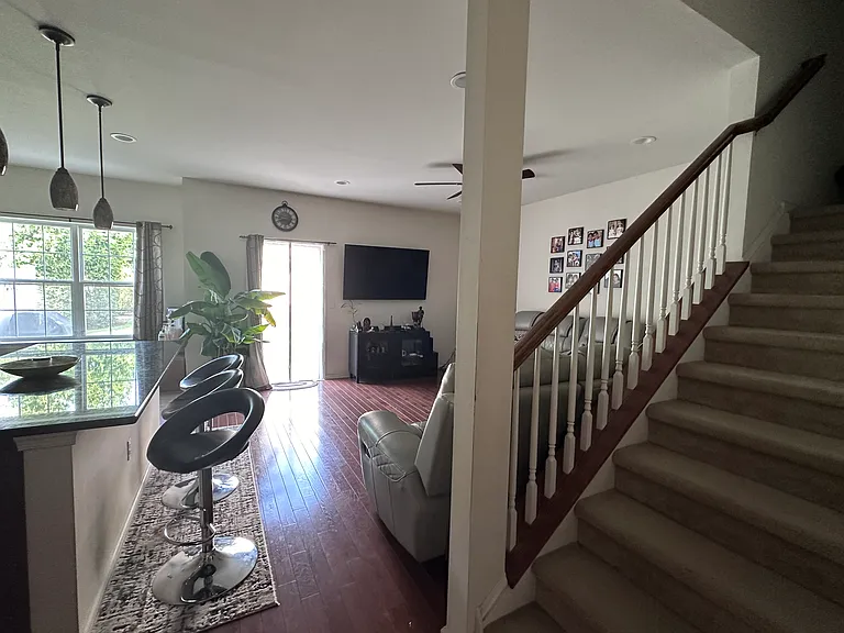 6 Masters Blvd #6 — Photo 7