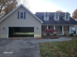 6169 Marteney Ave, Kent, OH 44240