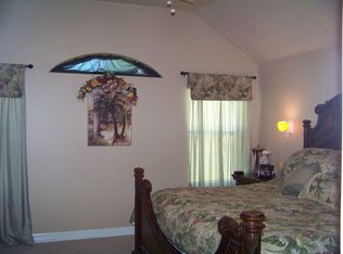 8370 Thomas Rd, Orange, TX 77630