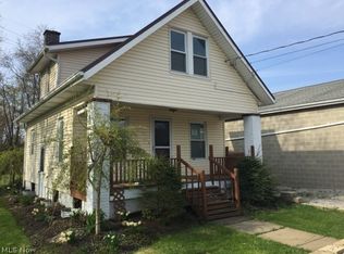 908 E Gorgas St, Louisville, OH