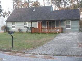 7065 Merrywood Dr, Fairburn, GA 30213