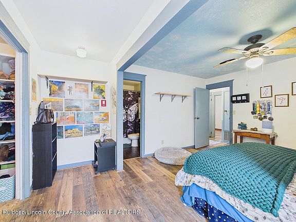 5th image of 313 Mockingbird Ln